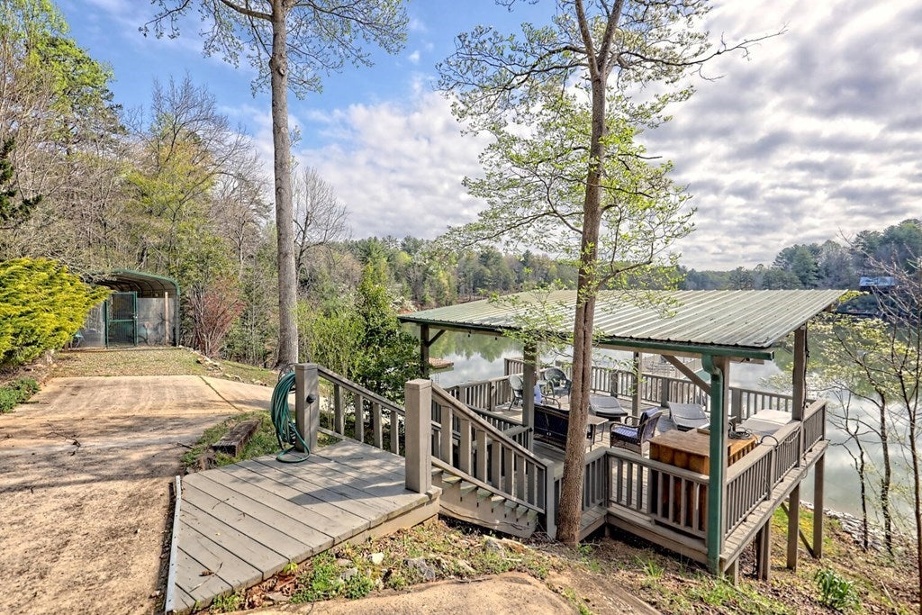 Blairsville, Georgia, 30512, United States, 3 Bedrooms Bedrooms, ,6 BathroomsBathrooms,Residential,Active,1920218