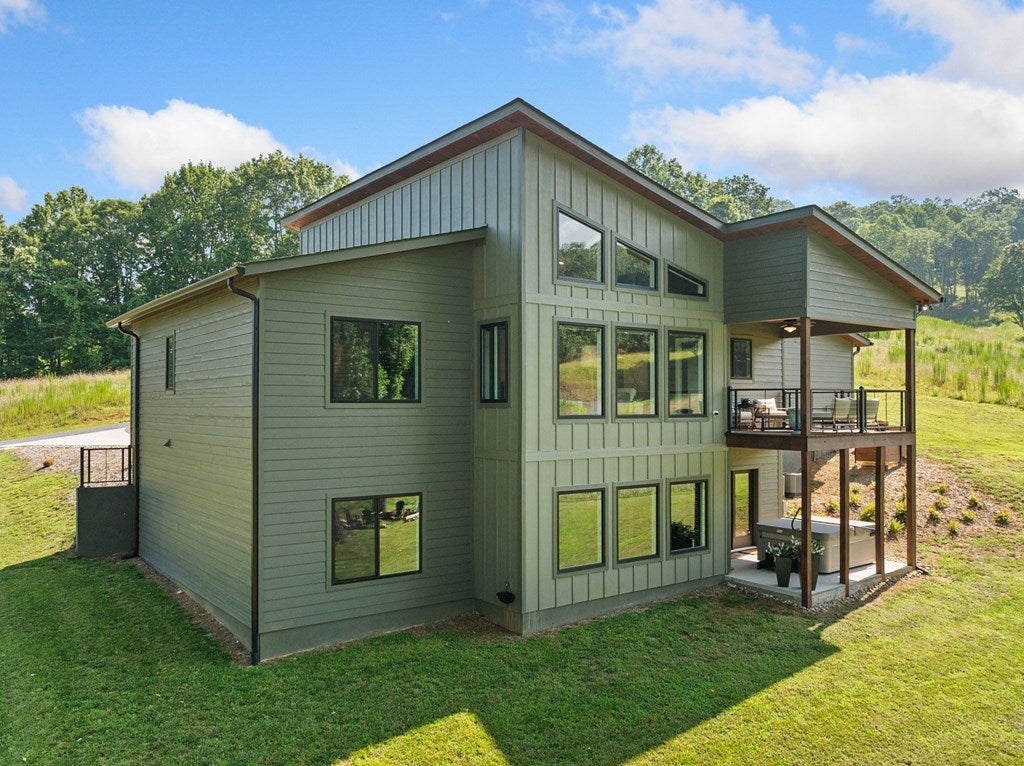 Morganton, Georgia, 30560, United States, 4 Bedrooms Bedrooms, ,4 BathroomsBathrooms,Residential,Active,1920223