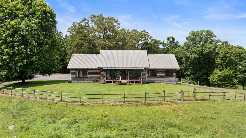 Warne, North Carolina, 28909, United States, 3 Bedrooms Bedrooms, ,3 BathroomsBathrooms,Residential,Active,1859363