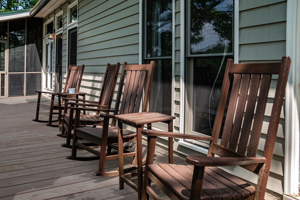 Morganton, Georgia, 30560, United States, 4 Bedrooms Bedrooms, ,3 BathroomsBathrooms,Residential,Pending,1858671