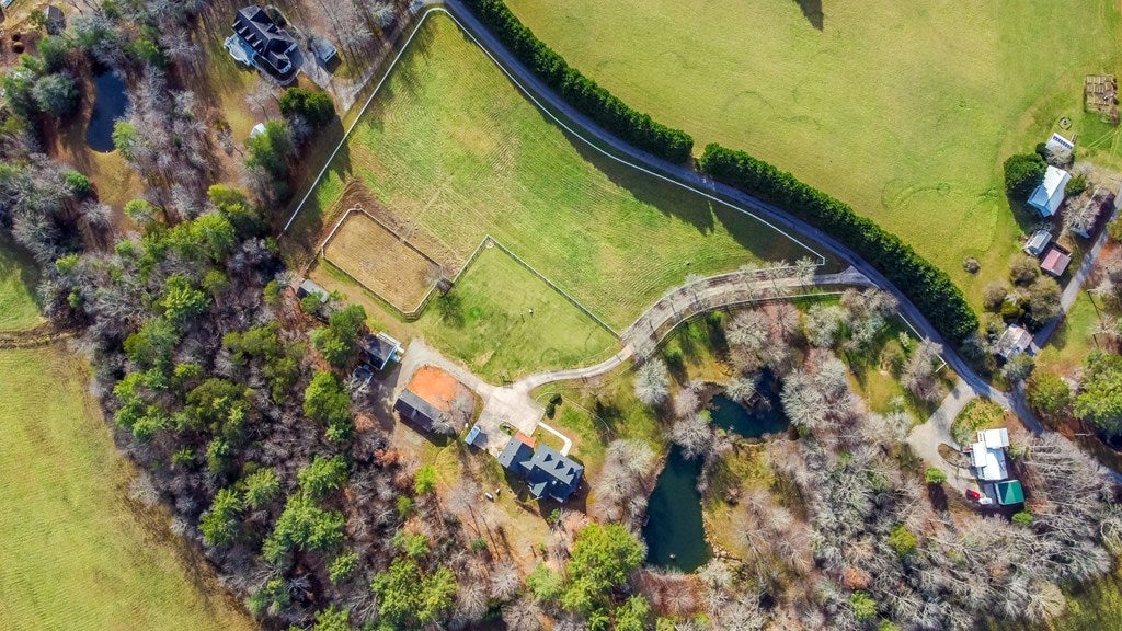 Blairsville, Georgia, 30512, United States, 5 Bedrooms Bedrooms, ,4 BathroomsBathrooms,Residential,Active,1741628