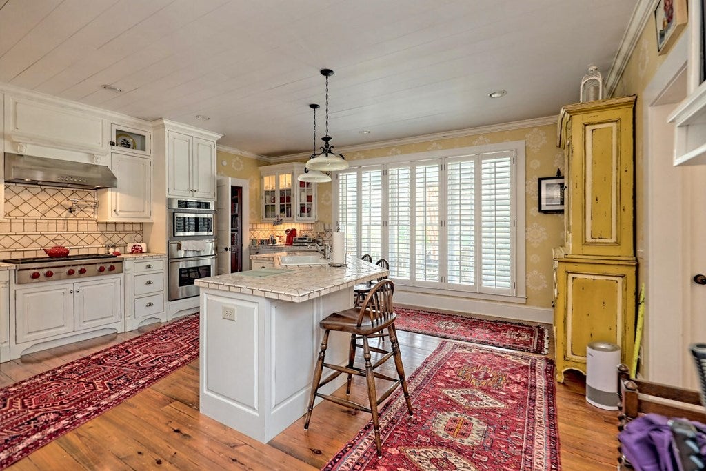 Young Harris, Georgia, 30582, United States, 4 Bedrooms Bedrooms, ,5 BathroomsBathrooms,Residential,Active,1945371