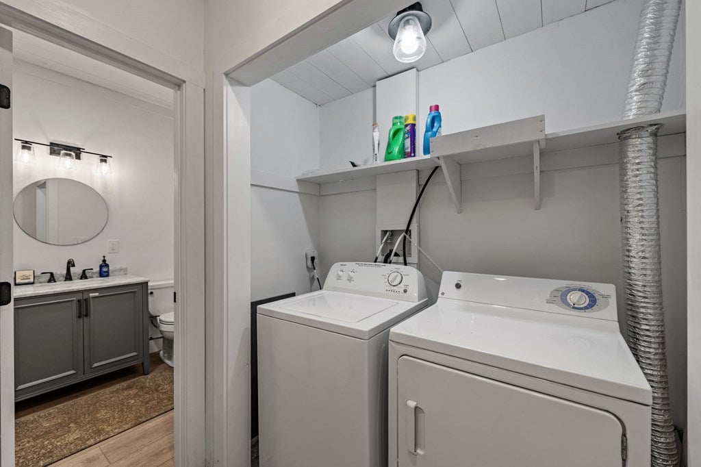 Morganton, Georgia, 30560, United States, 4 Bedrooms Bedrooms, ,3 BathroomsBathrooms,Residential,Pending,1858671