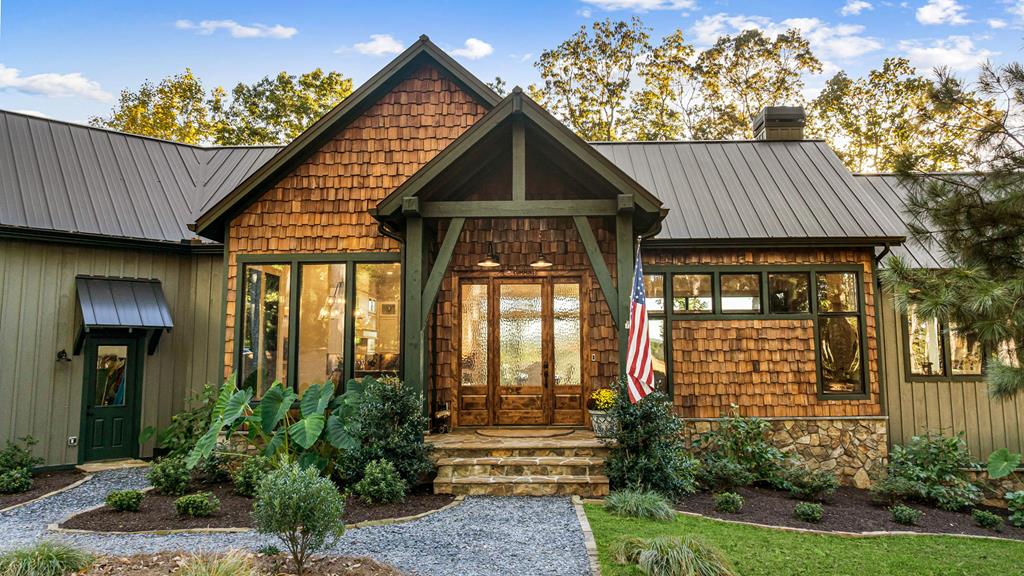 Ellijay, Georgia, 30536, United States, 3 Bedrooms Bedrooms, ,4 BathroomsBathrooms,Residential,Active,1968120