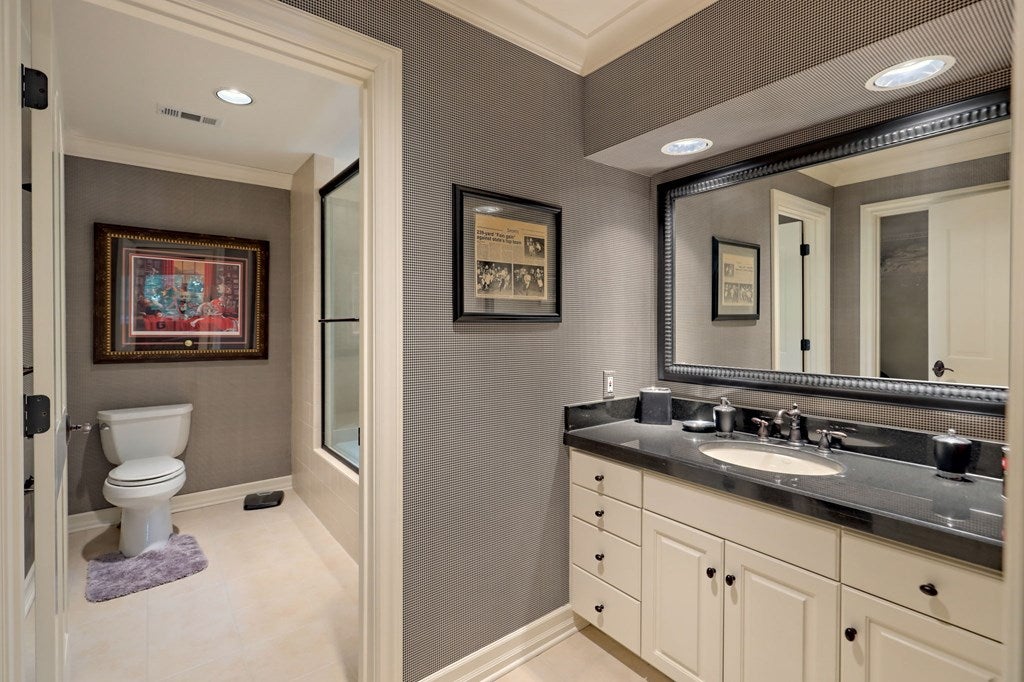 Hiawassee, Georgia, 30546, United States, 4 Bedrooms Bedrooms, ,5 BathroomsBathrooms,Residential,Active,1741595