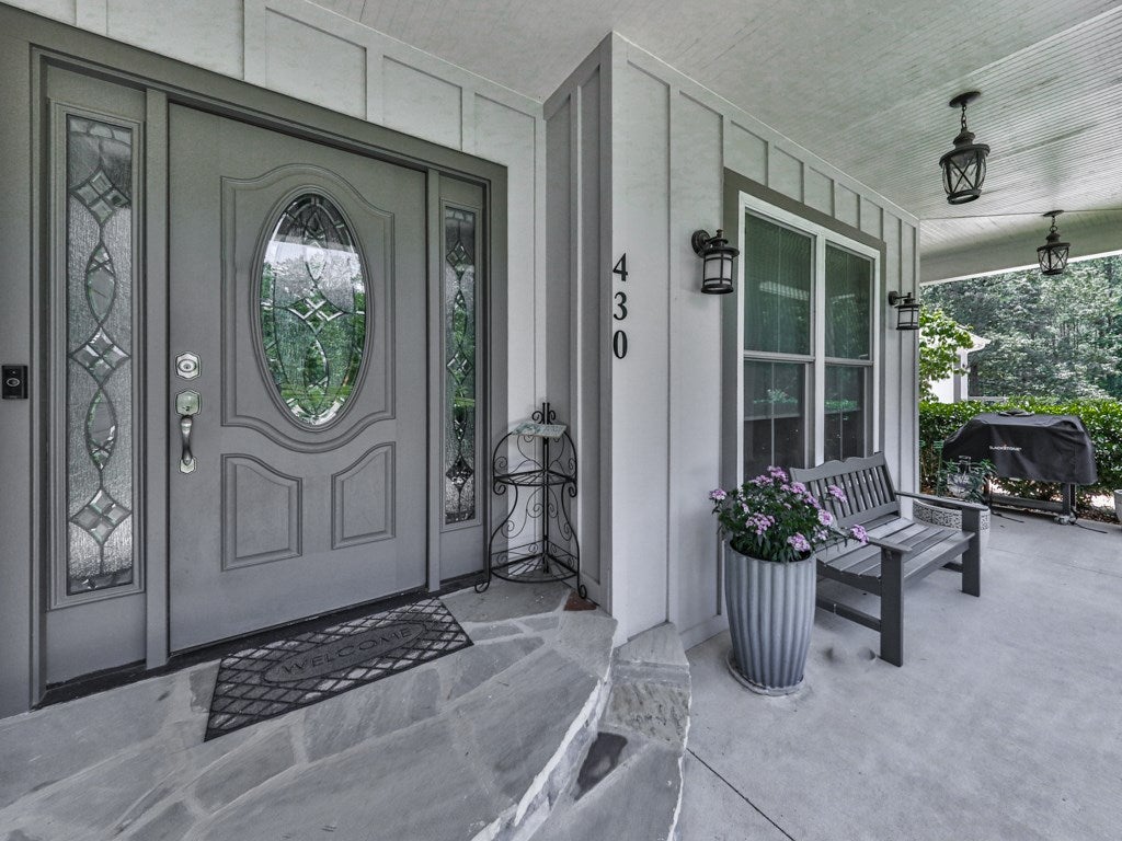 Ellijay, Georgia, 30540, United States, 4 Bedrooms Bedrooms, ,5 BathroomsBathrooms,Residential,Active,1952037