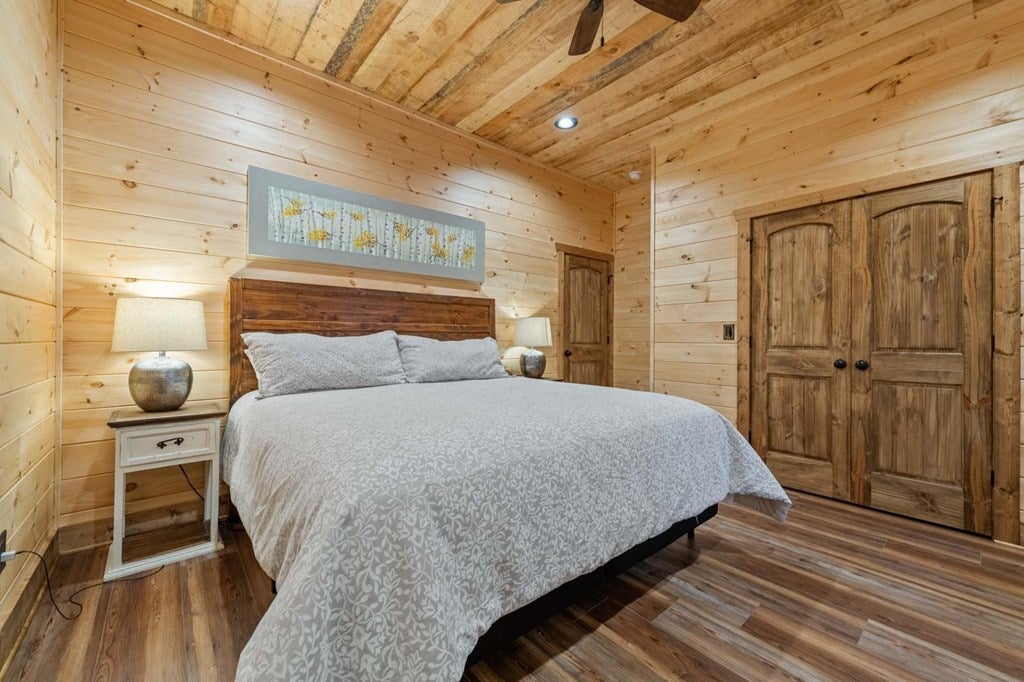 Blue Ridge, Georgia, 30513, United States, 4 Bedrooms Bedrooms, ,4 BathroomsBathrooms,Residential,Active,1965858