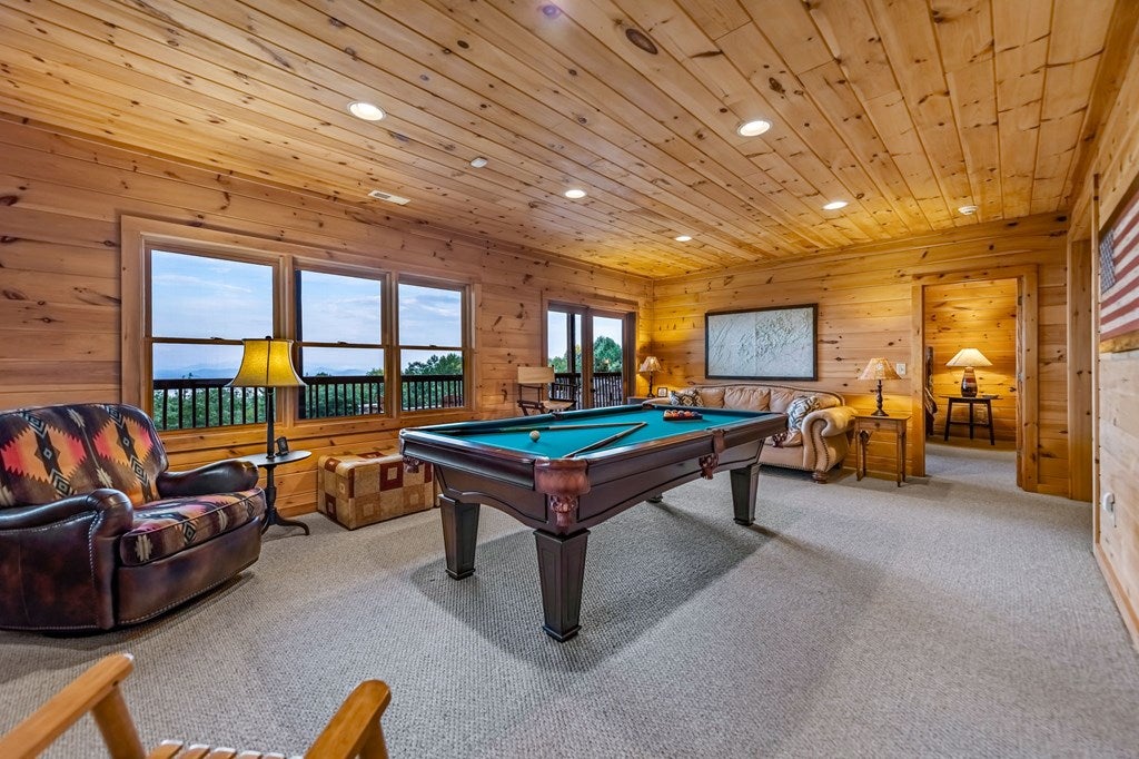 Mineral Bluff, Georgia, 30559, United States, 4 Bedrooms Bedrooms, ,4 BathroomsBathrooms,Residential,Active,1929467