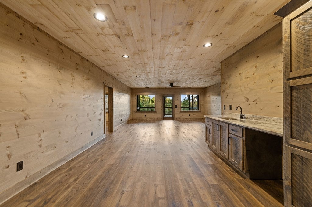 Blue Ridge, Georgia, 30513, United States, 4 Bedrooms Bedrooms, ,4 BathroomsBathrooms,Residential,Active,1941116