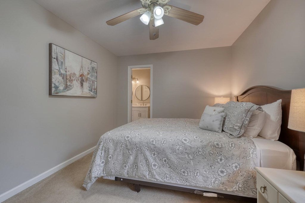 Blairsville, Georgia, 30512, United States, 4 Bedrooms Bedrooms, ,4 BathroomsBathrooms,Residential,Active,1920254
