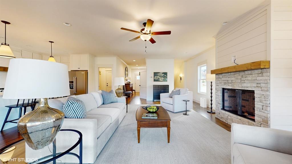 Hiawassee, Georgia, 30546, United States, 4 Bedrooms Bedrooms, ,5 BathroomsBathrooms,Residential,Active,1899221