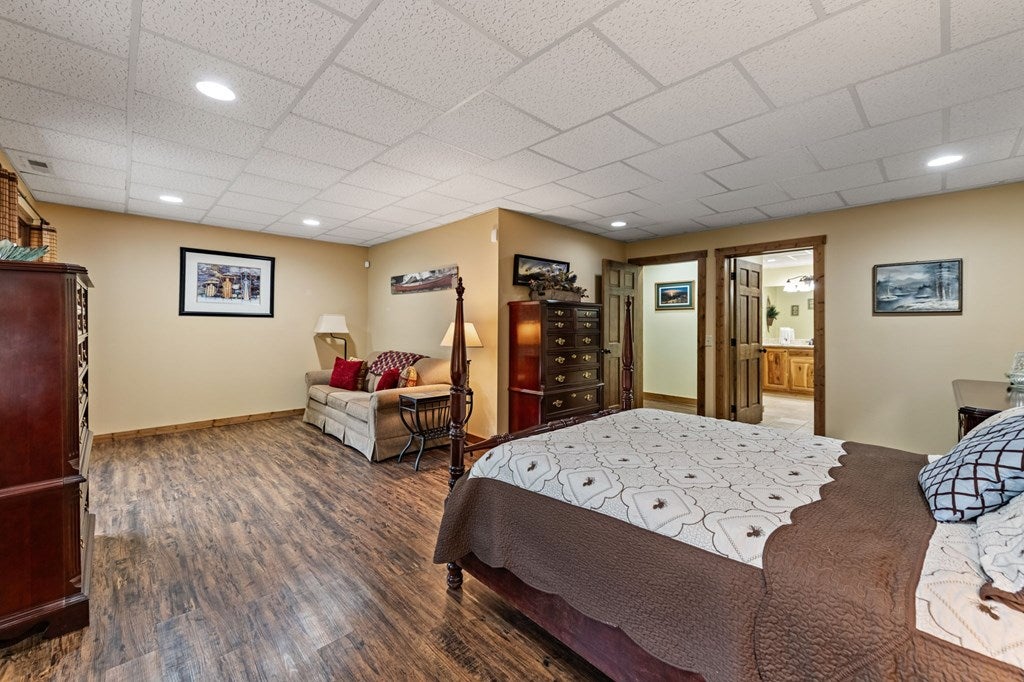 Brasstown, North Carolina, 28902, United States, 4 Bedrooms Bedrooms, ,5 BathroomsBathrooms,Residential,Active,1810516