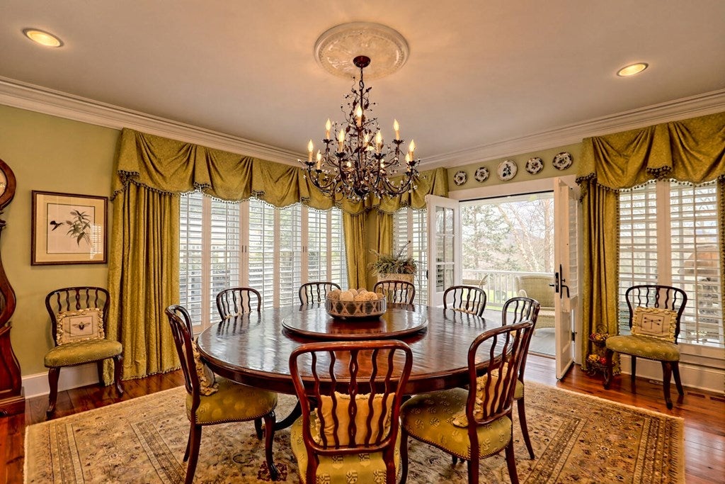 Young Harris, Georgia, 30582, United States, 4 Bedrooms Bedrooms, ,5 BathroomsBathrooms,Residential,Active,1945371