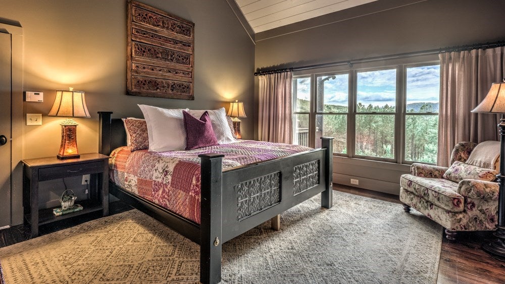 Ellijay, Georgia, 30536, United States, 6 Bedrooms Bedrooms, ,5 BathroomsBathrooms,Residential,Active,1929800