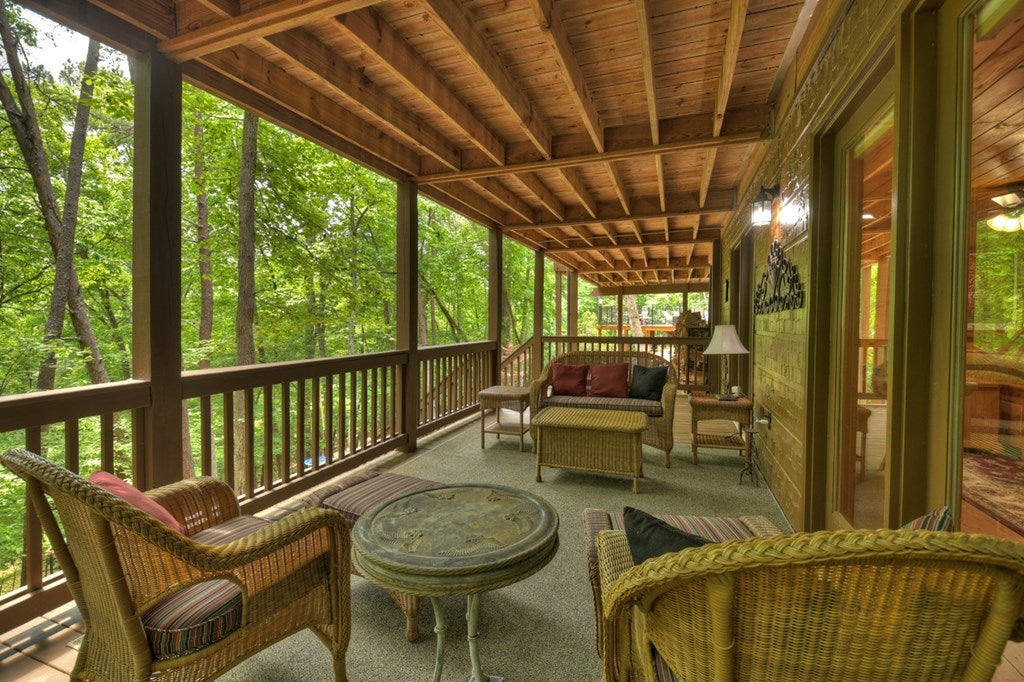 Morganton, Georgia, 30560, United States, 4 Bedrooms Bedrooms, ,6 BathroomsBathrooms,Residential,Active,1944072