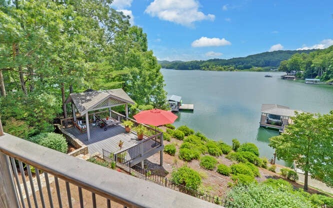 Hiawassee, Georgia, 30546, United States, 4 Bedrooms Bedrooms, ,3 BathroomsBathrooms,Residential,Active,1863263