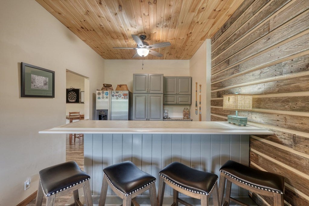 Blairsville, Georgia, 30512, United States, 4 Bedrooms Bedrooms, ,4 BathroomsBathrooms,Residential,Active,1920254