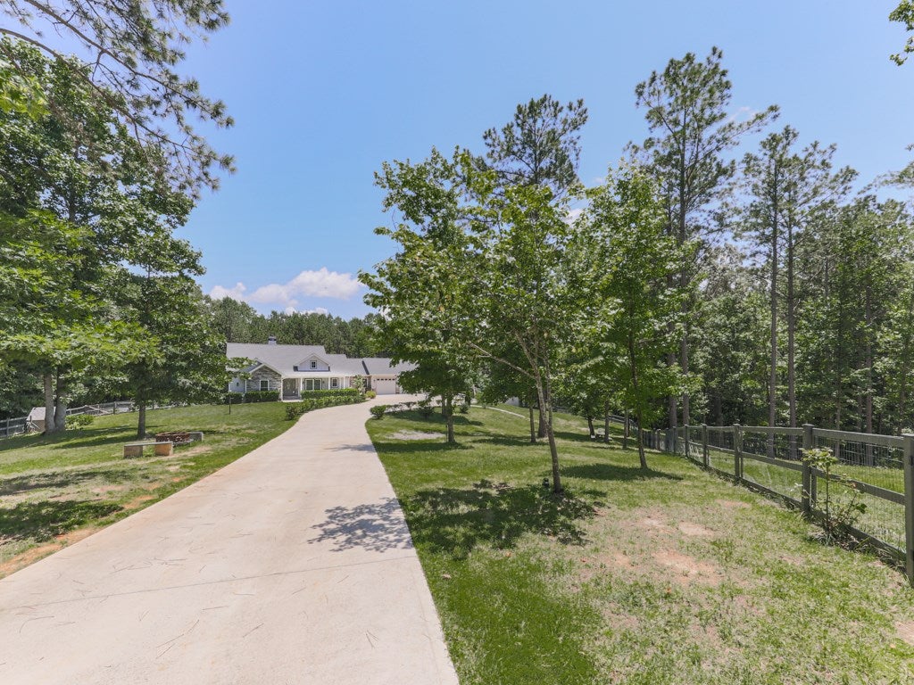 Ellijay, Georgia, 30540, United States, 4 Bedrooms Bedrooms, ,5 BathroomsBathrooms,Residential,Active,1952037