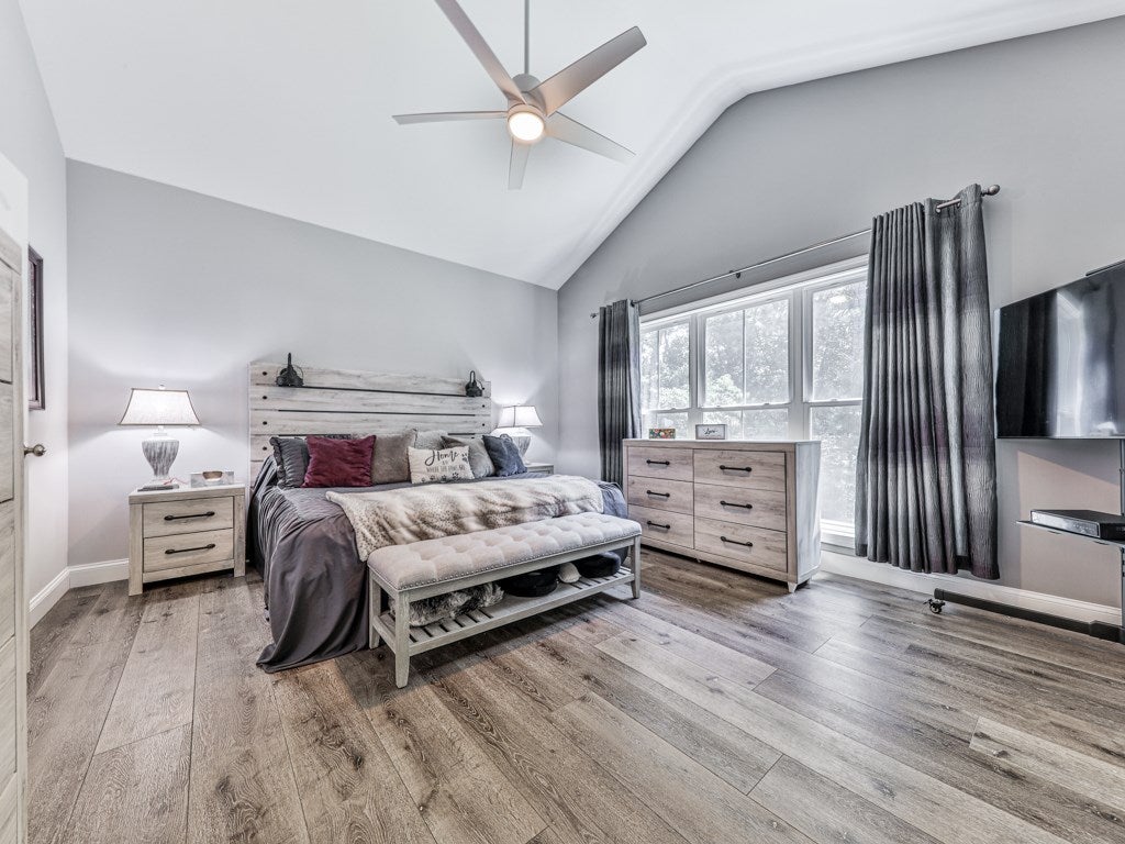 Ellijay, Georgia, 30540, United States, 4 Bedrooms Bedrooms, ,5 BathroomsBathrooms,Residential,Active,2007131