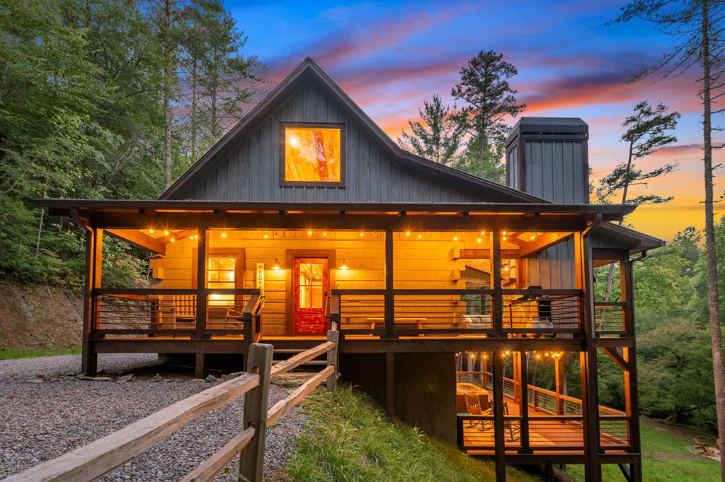 Blue Ridge, Georgia, 30513, United States, 3 Bedrooms Bedrooms, ,3 BathroomsBathrooms,Residential,Active,1849502
