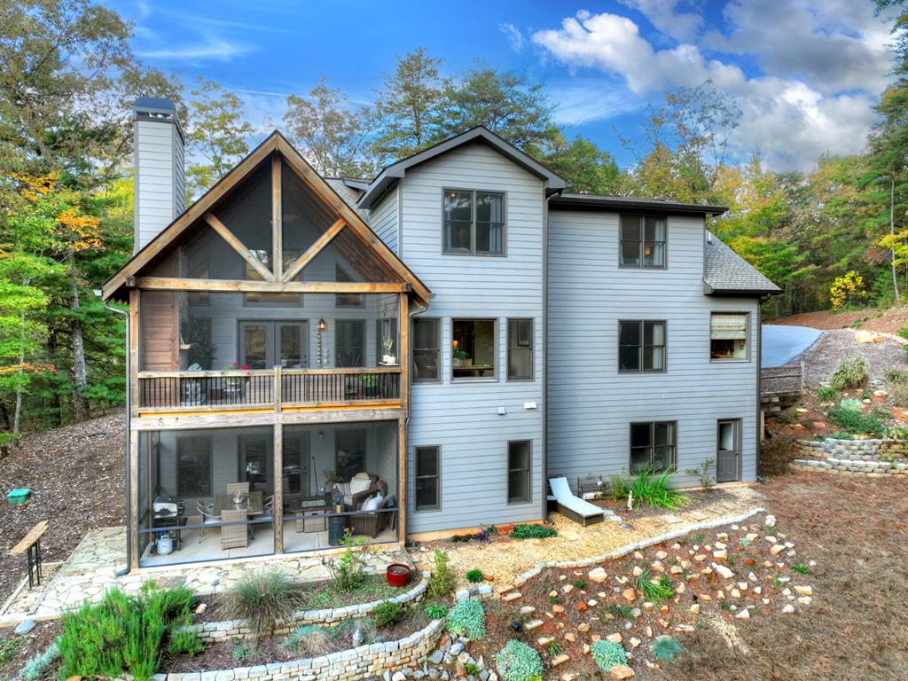 Ellijay, Georgia, 30540, United States, 5 Bedrooms Bedrooms, ,4 BathroomsBathrooms,Residential,Active,1745330
