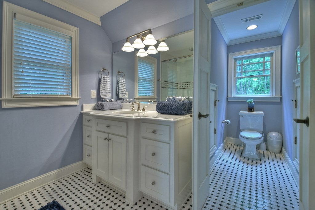 Ellijay, Georgia, 30536, United States, 6 Bedrooms Bedrooms, ,7 BathroomsBathrooms,Residential,Active,1790226