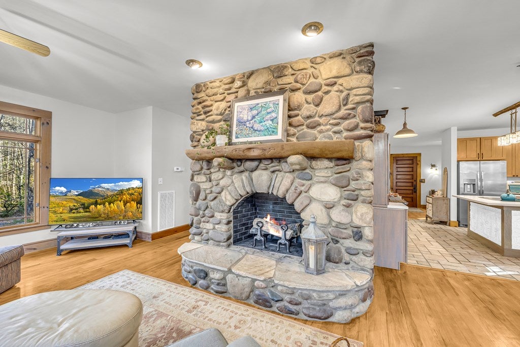 Cherry Log, Georgia, 30522, United States, 4 Bedrooms Bedrooms, ,5 BathroomsBathrooms,Residential,Active,1959948