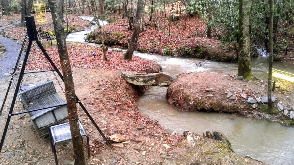 Hiawassee, Georgia, 30546, United States, 3 Bedrooms Bedrooms, ,2 BathroomsBathrooms,Residential,Active,2007353