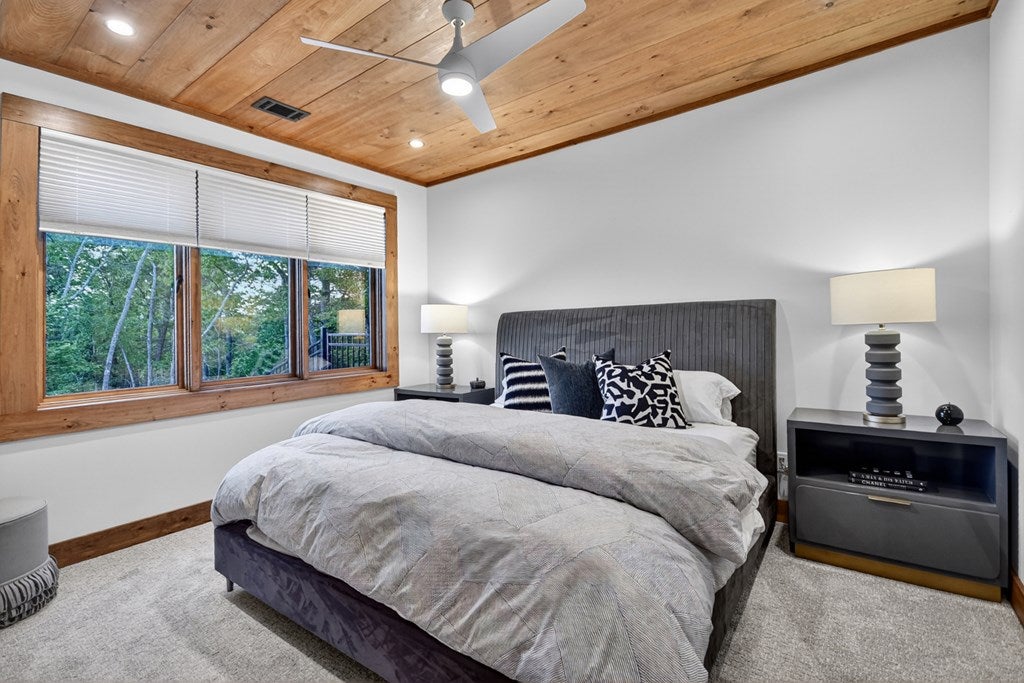 Blue Ridge, Georgia, 30513, United States, 5 Bedrooms Bedrooms, ,5 BathroomsBathrooms,Residential,Active,1945259