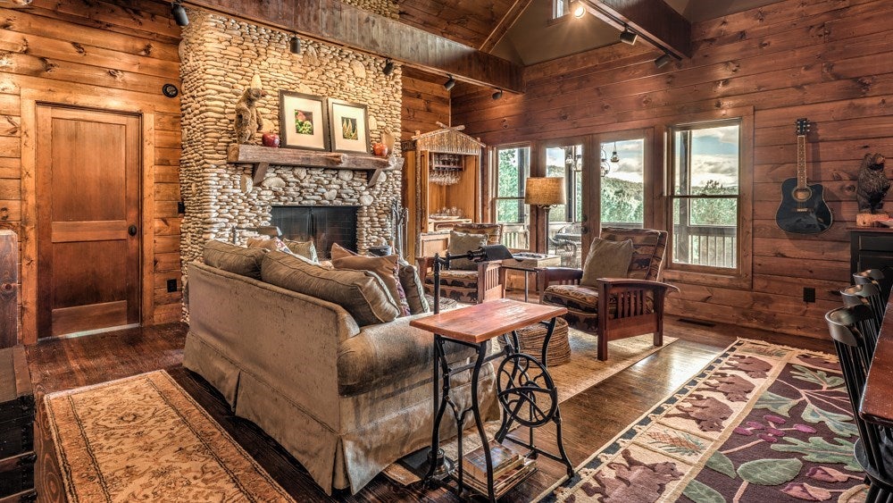 Ellijay, Georgia, 30536, United States, 6 Bedrooms Bedrooms, ,5 BathroomsBathrooms,Residential,Active,1929800