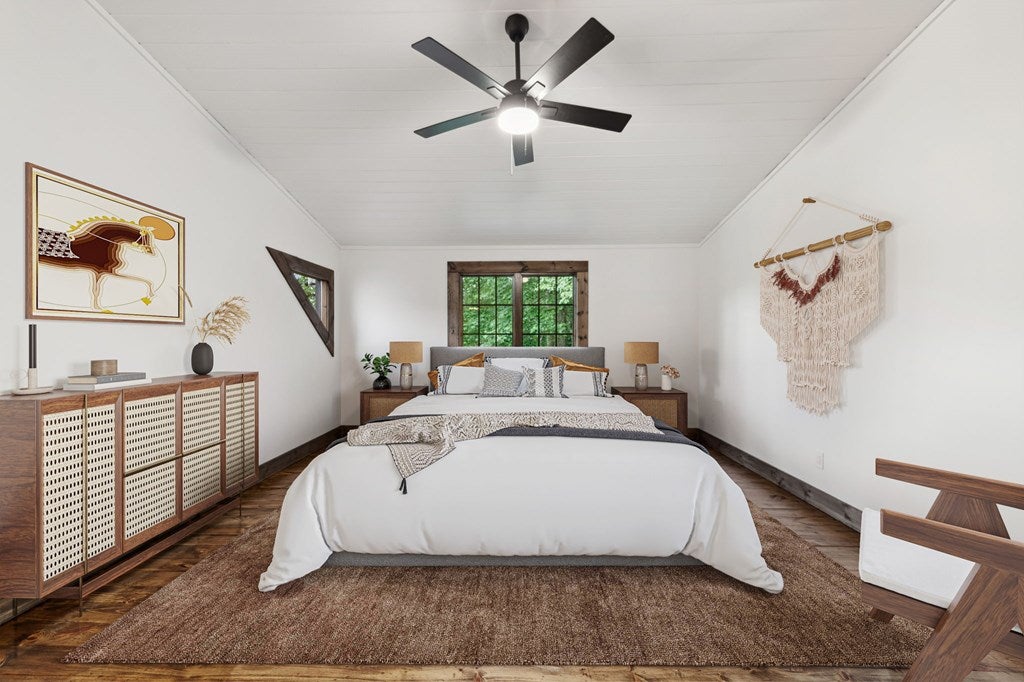 Blue Ridge, Georgia, 30513, United States, 3 Bedrooms Bedrooms, ,4 BathroomsBathrooms,Residential,Active,2008330