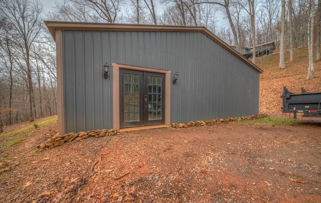 Hiawassee, Georgia, 30546, United States, 3 Bedrooms Bedrooms, ,2 BathroomsBathrooms,Residential,Active,2007353