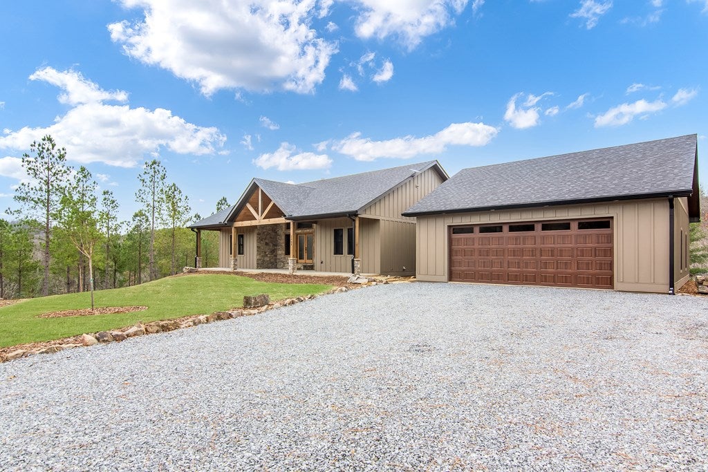 Talking Rock, Georgia, 30175, United States, 4 Bedrooms Bedrooms, ,3 BathroomsBathrooms,Residential,Active,2000224