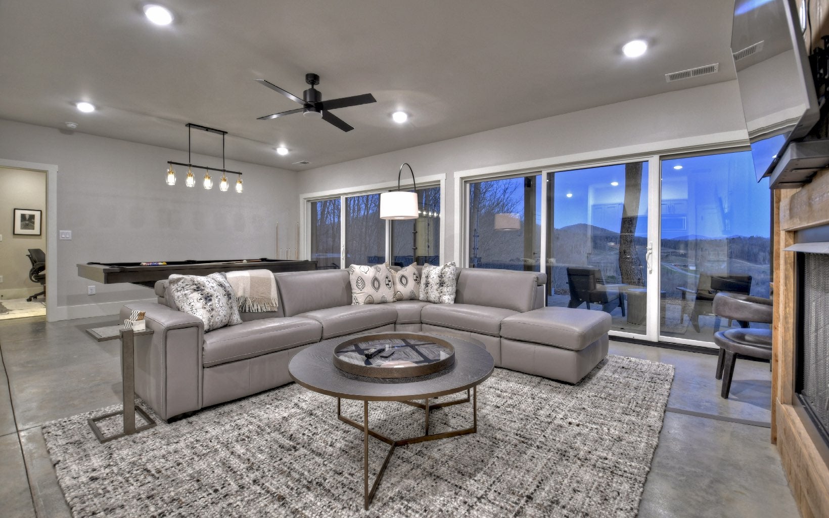 Morganton, Georgia, 30560, United States, 3 Bedrooms Bedrooms, ,4 BathroomsBathrooms,Residential,Active,2007013