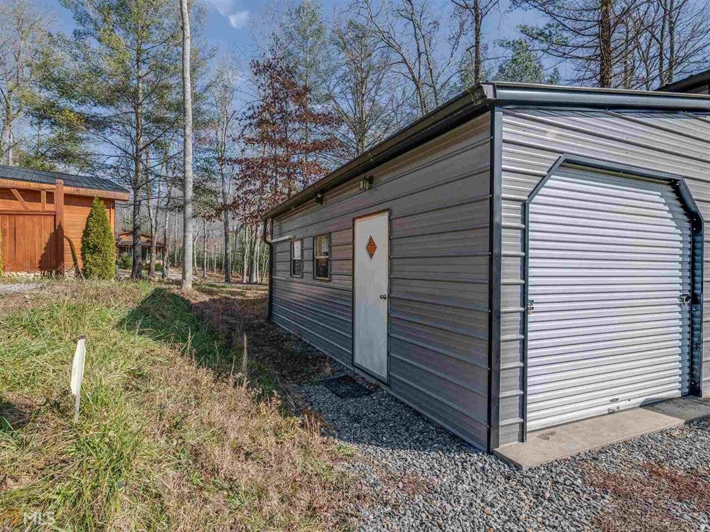 Blue Ridge, Georgia, 30513, United States, 3 Bedrooms Bedrooms, ,3 BathroomsBathrooms,Residential,Active,1926691