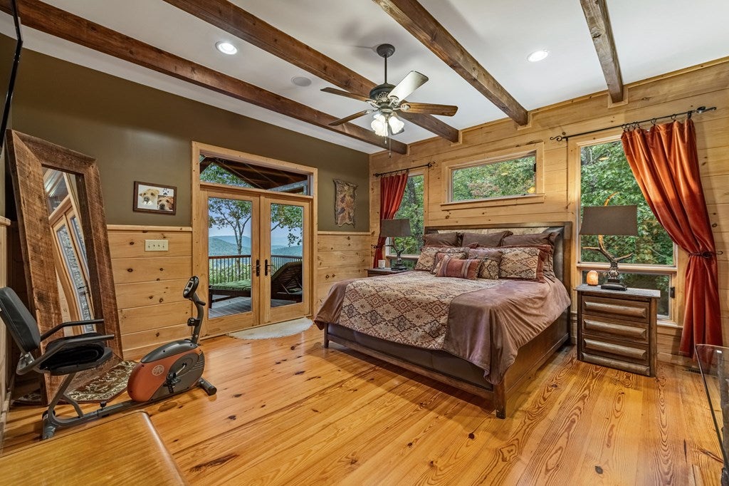 Morganton, Georgia, 30560, United States, 4 Bedrooms Bedrooms, ,5 BathroomsBathrooms,Residential,Active,1952626