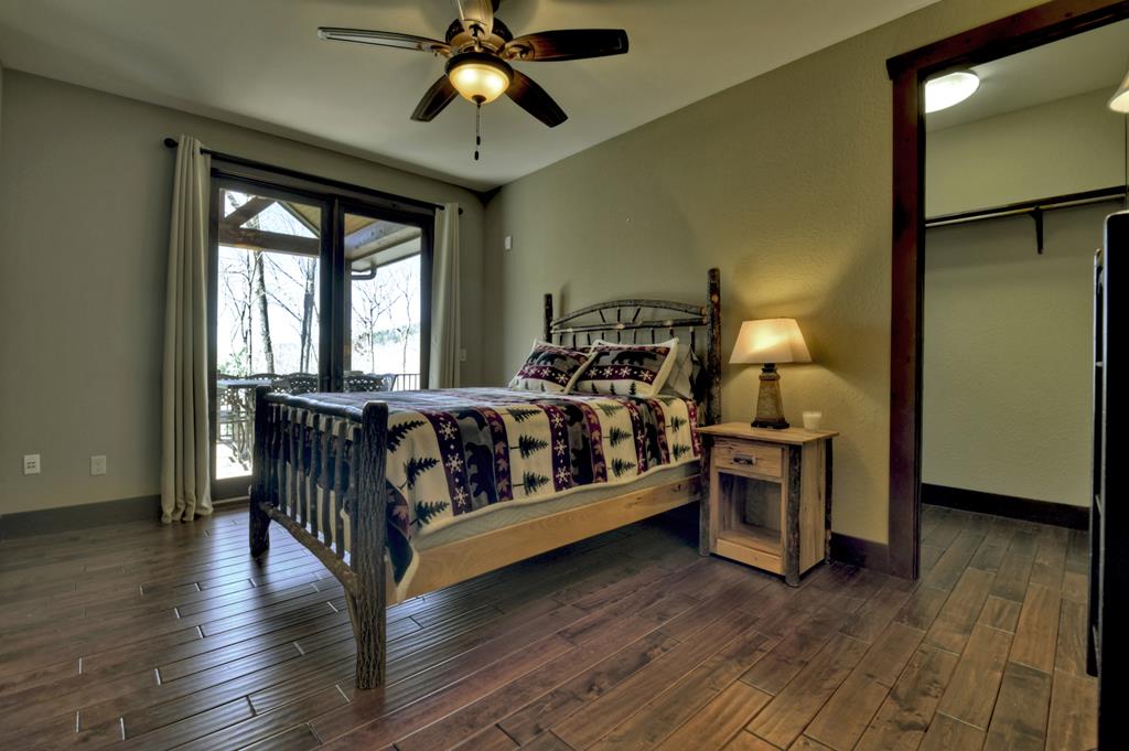 Ellijay, Georgia, 30536, United States, 5 Bedrooms Bedrooms, ,6 BathroomsBathrooms,Residential,Active,1953362