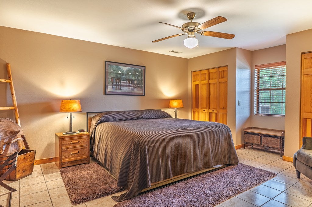 Copperhill, Tennessee, 37317, United States, 5 Bedrooms Bedrooms, ,6 BathroomsBathrooms,Residential,Active,1871227
