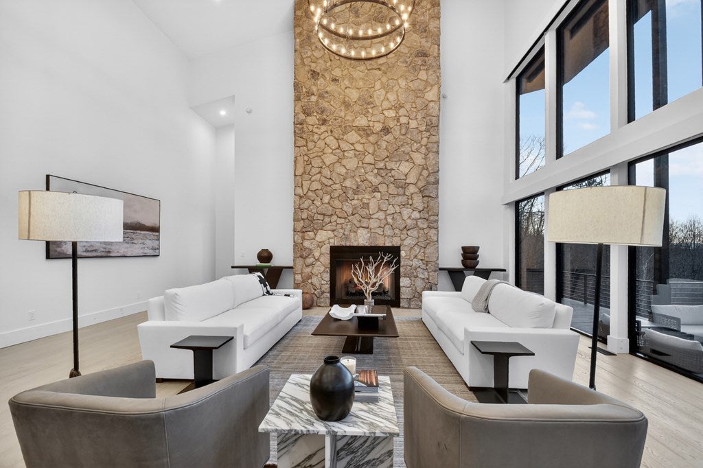 Blue Ridge, Georgia, 30513, United States, 5 Bedrooms Bedrooms, ,6 BathroomsBathrooms,Residential,Active,2017447