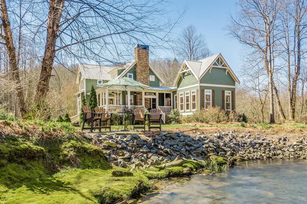 Ellijay, Georgia, 30540, United States, 4 Bedrooms Bedrooms, ,3 BathroomsBathrooms,Residential,Active,1968430