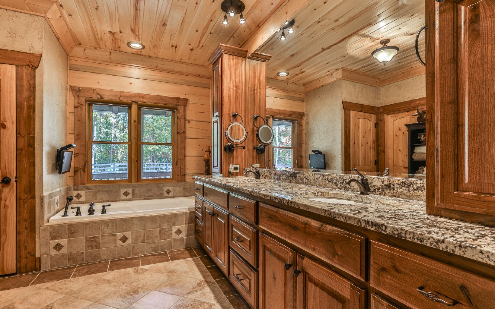 Talking Rock, Georgia, 30175, United States, 5 Bedrooms Bedrooms, ,6 BathroomsBathrooms,Residential,Active,1914601