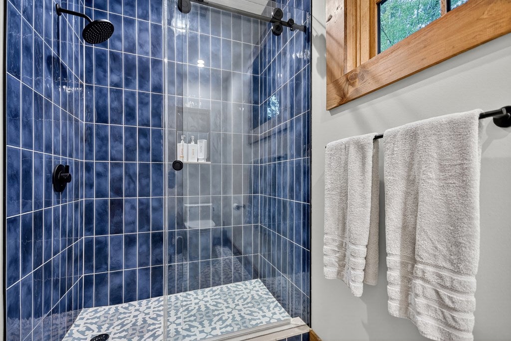 Blue Ridge, Georgia, 30513, United States, 5 Bedrooms Bedrooms, ,5 BathroomsBathrooms,Residential,Active,1945259