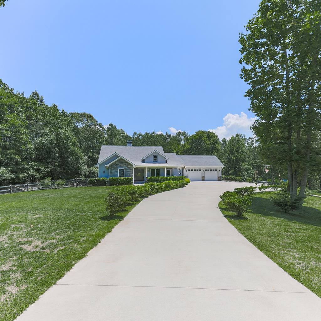 Ellijay, Georgia, 30540, United States, 4 Bedrooms Bedrooms, ,5 BathroomsBathrooms,Residential,Active,1929440