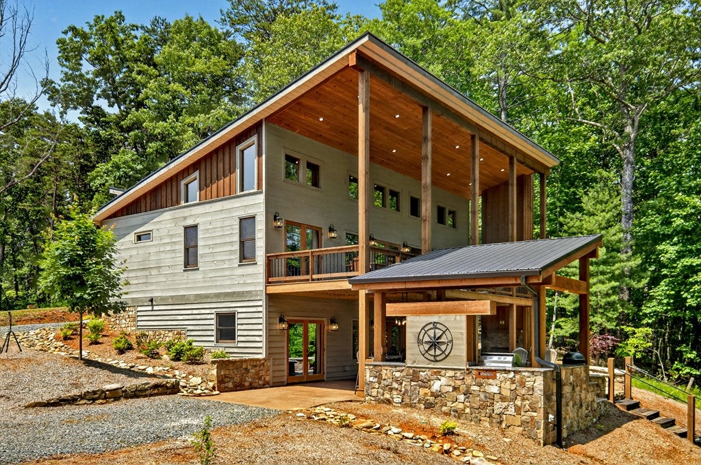 Morganton, Georgia, 30560, United States, 4 Bedrooms Bedrooms, ,4 BathroomsBathrooms,Residential,Active,1844261