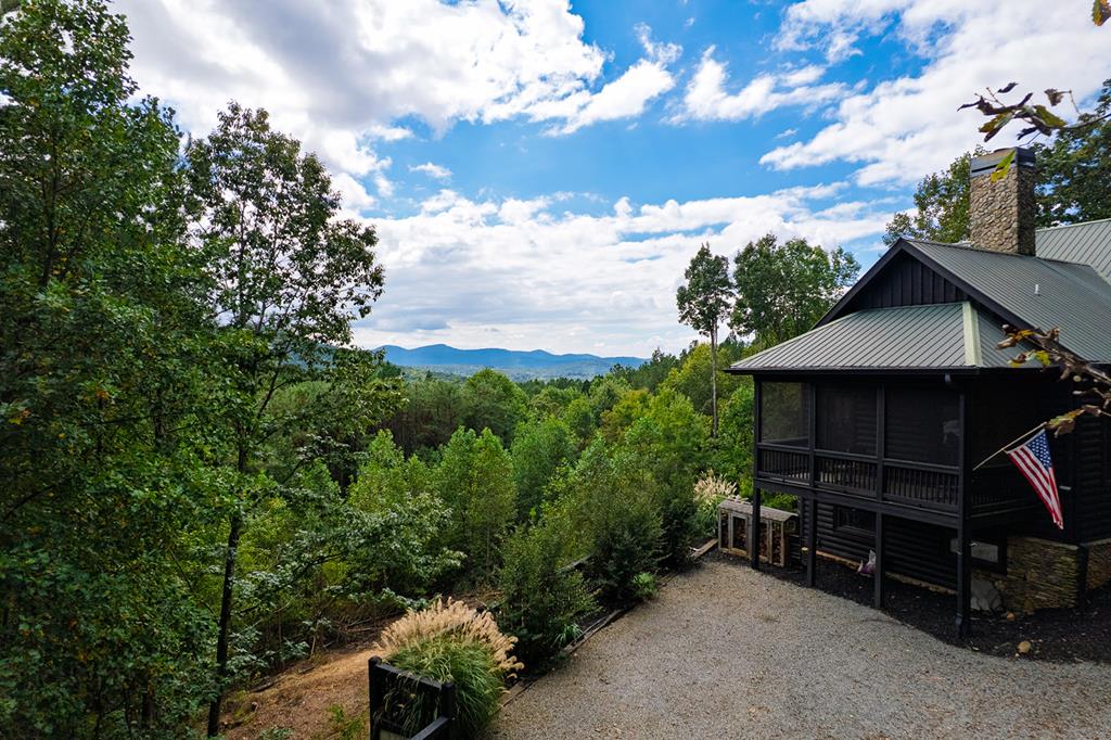 Ellijay, Georgia, 30536, United States, 6 Bedrooms Bedrooms, ,5 BathroomsBathrooms,Residential,Active,1929800