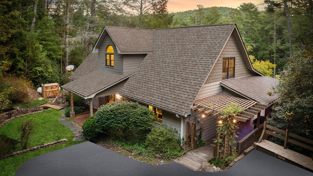 Blue Ridge, Georgia, 30513, United States, 4 Bedrooms Bedrooms, ,3 BathroomsBathrooms,Residential,Active,1945235