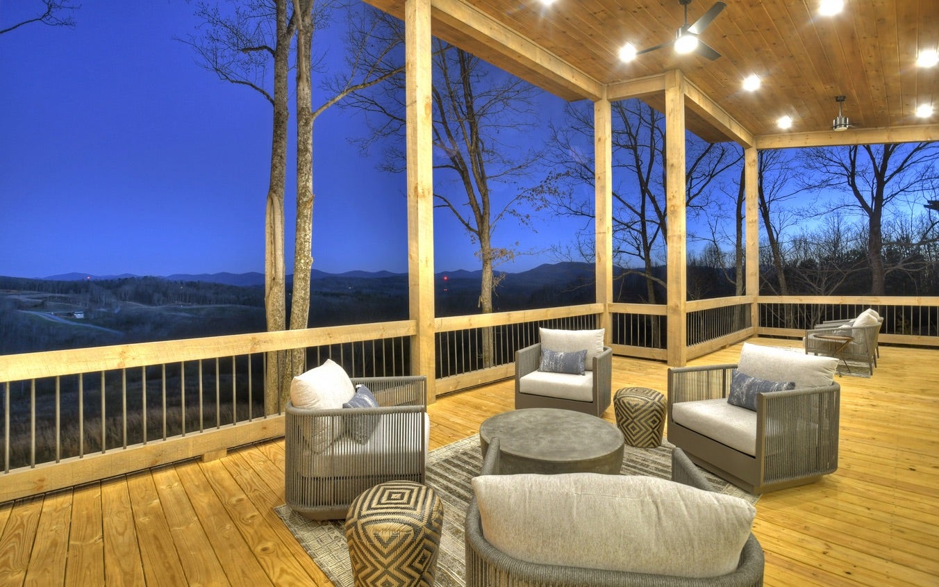 Morganton, Georgia, 30560, United States, 3 Bedrooms Bedrooms, ,4 BathroomsBathrooms,Residential,Active,2007013