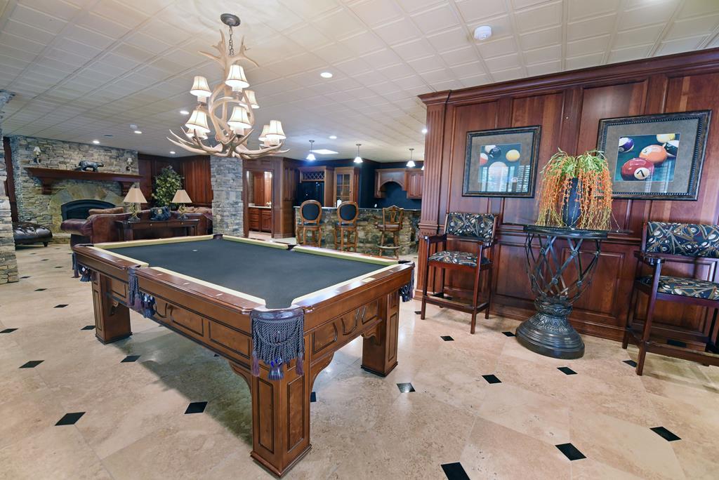 Blairsville, Georgia, 30512, United States, 5 Bedrooms Bedrooms, ,5 BathroomsBathrooms,Residential,Active,1888957