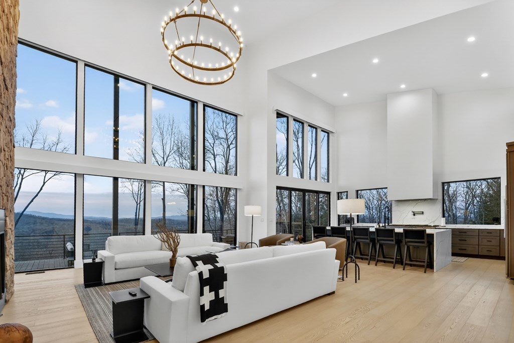 Blue Ridge, Georgia, 30513, United States, 5 Bedrooms Bedrooms, ,6 BathroomsBathrooms,Residential,Active,2017447