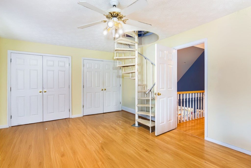 Blairsville, Georgia, 30512, United States, 5 Bedrooms Bedrooms, ,4 BathroomsBathrooms,Residential,Active,1741628